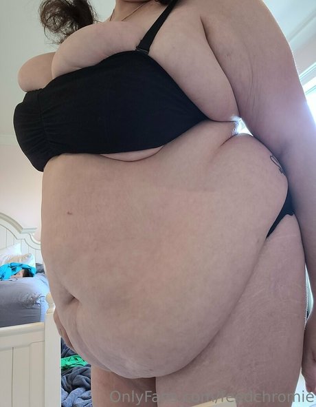 feedchromie pretty model picture