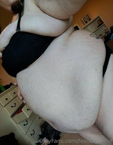 feedchromie sex actress pictures