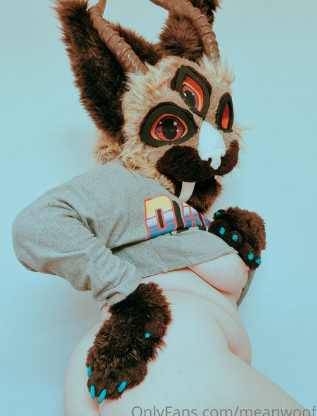 meanwoof star naked gallery