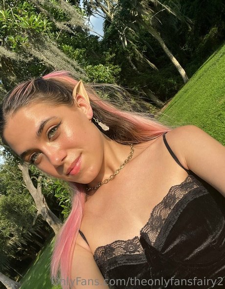 theonlyfansfairy2 erotic pornstar picture