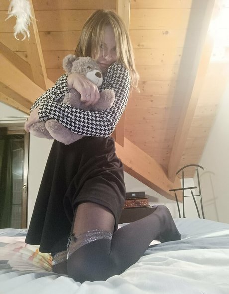 onlyblue official Photo Gallery