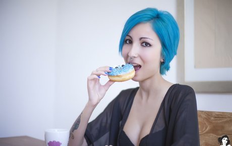 shemale outdoor onlyfans adult picture