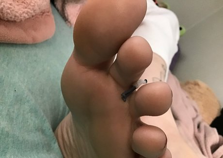 waitress onlyfans hot nude img