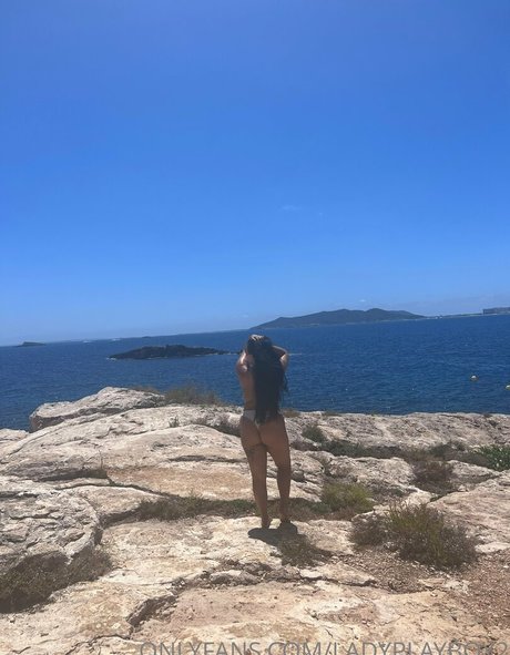 ladyplayboy2 naked model image