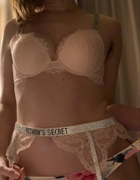 hairy armpits onlyfans nude pictures