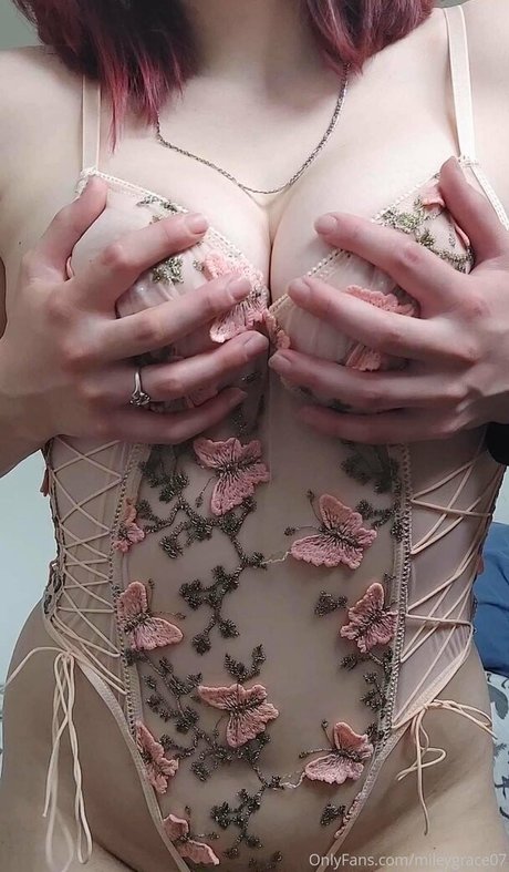 flat chested onlyfans art naked photos