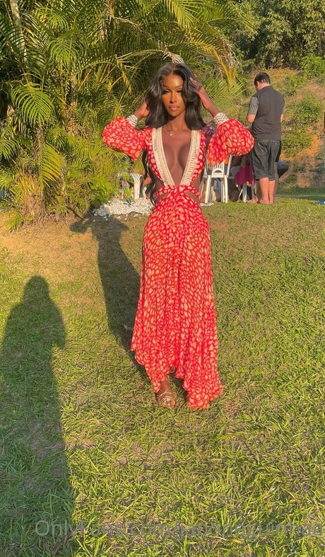 japoneguinhaa sexy actress pics