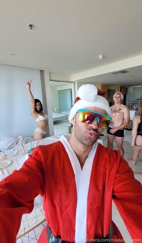 mikeandfriends free pornstar pictures