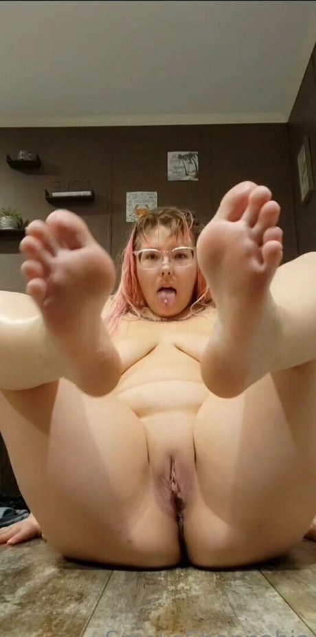 guy onlyfans pornographic image