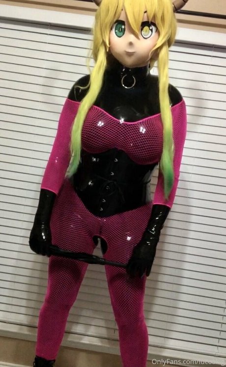 lucoakig best model pictures