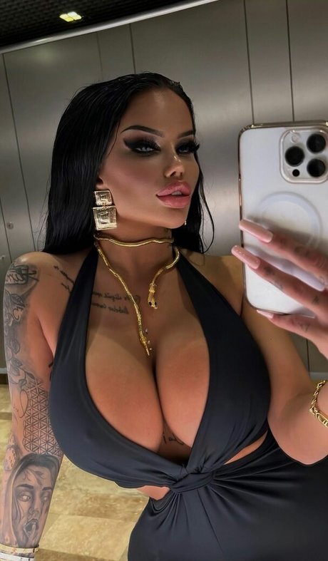 enisesudeofficial nice pornstar img