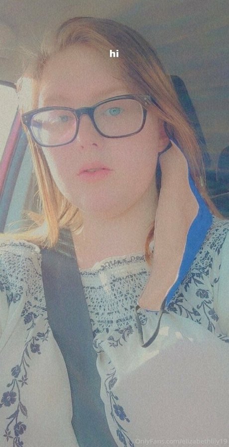 elizabethlily19 best model picture