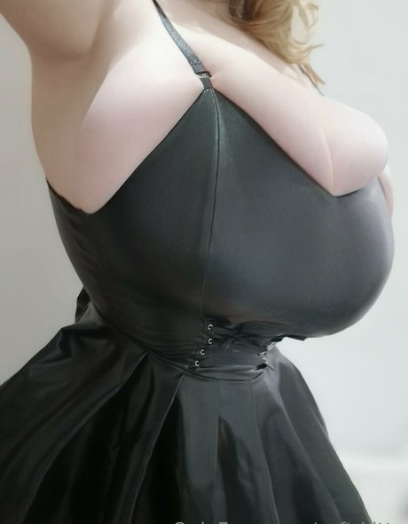 Soft kittn art star photo