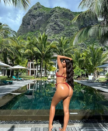 shemale cum in mouth onlyfans free image