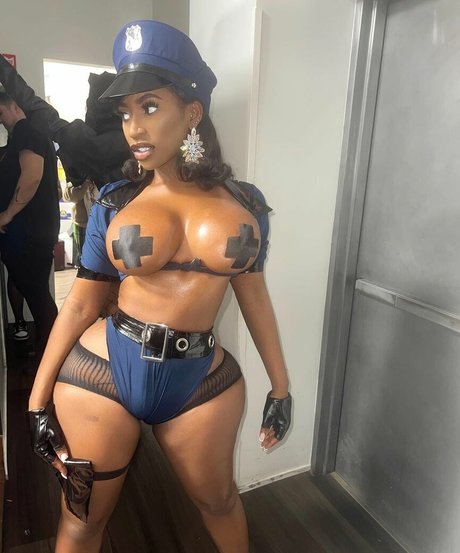 fansly onlyfans sexy nude picture