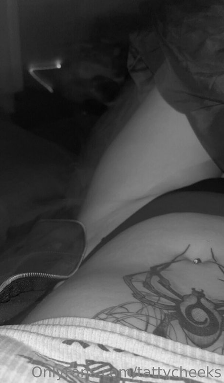 grandma onlyfans top image