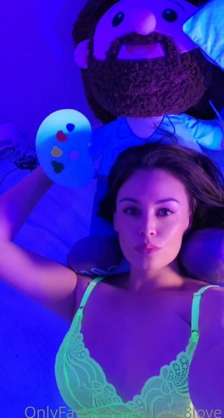 purme8love model adult photos