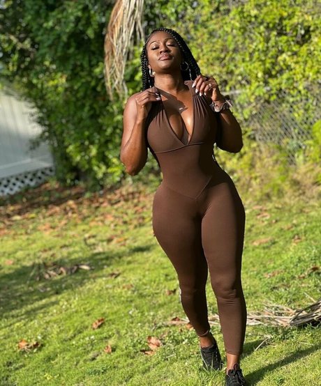 big tits mom onlyfans free xxx photos