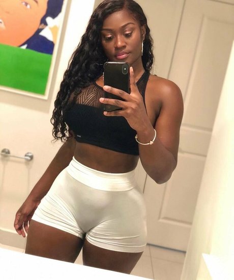 Babeth Lando pornstar best photo