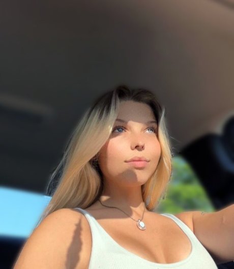 college girl onlyfans nudes pic