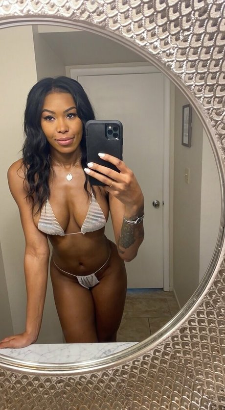 nadiajay beautiful pornstar picture