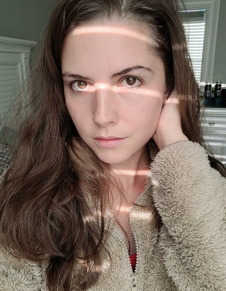 Trickyalice6 high quality star pictures