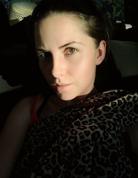 Trickyalice6 star high quality photos