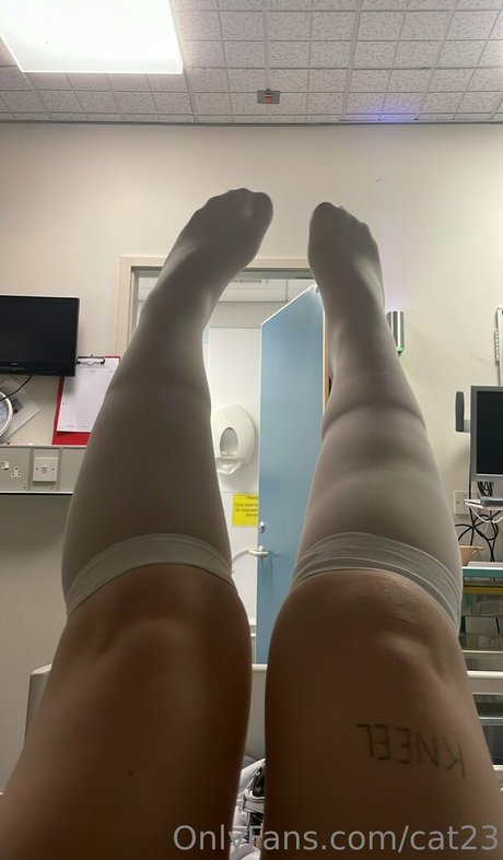 cat23 model perfect photos