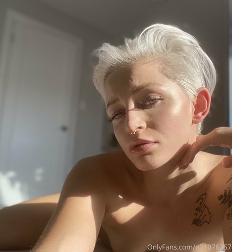 samanthaknoxxoxo free model pic