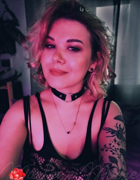 mirror selfie onlyfans sexy naked images