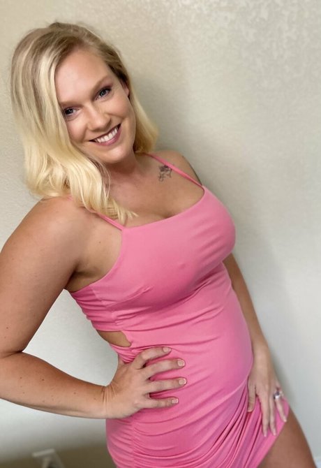 sadieandrews pornstar naked gallery