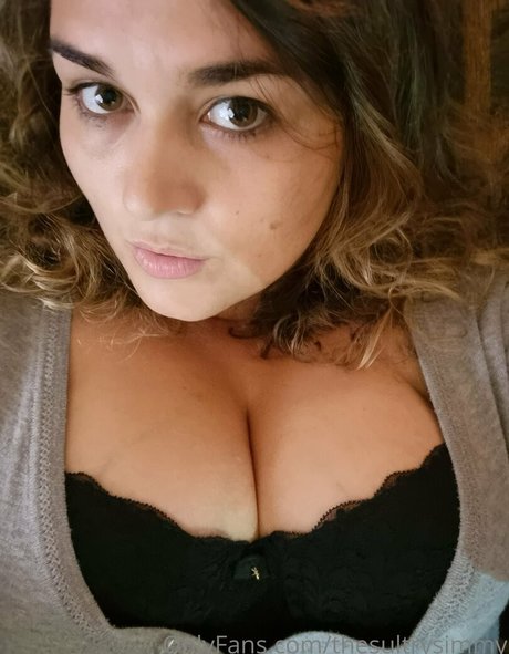 thesultrysimmy star sexy pictures