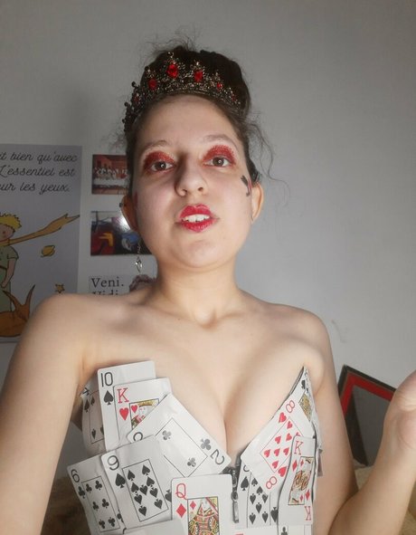 xxxcleopoeta naked model photo