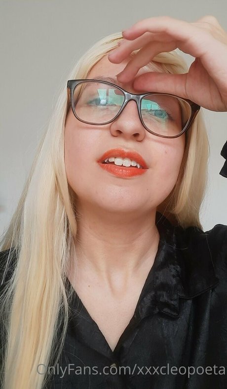 xxxcleopoeta model nice photos