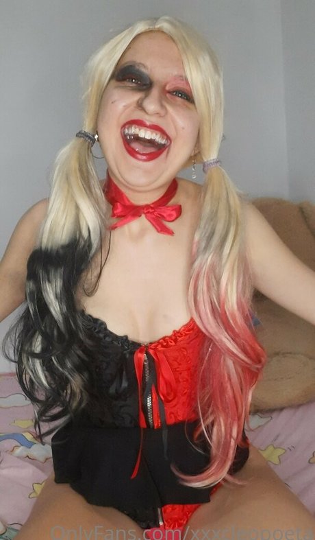 xxxcleopoeta model naked gallery