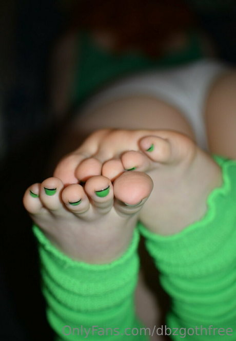 dbzgothfree model erotic archive