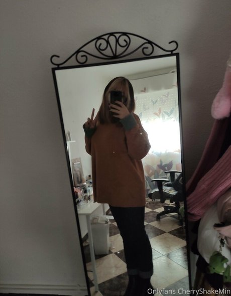 CherryShakeMin Profile Photo