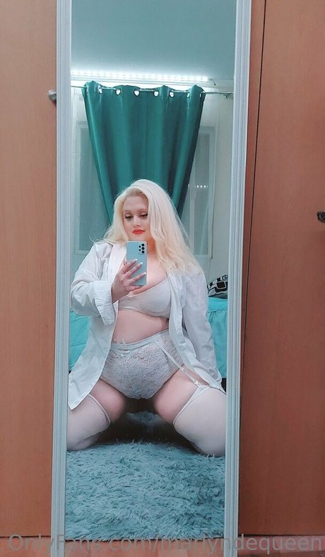 marlyndequeen model adult img