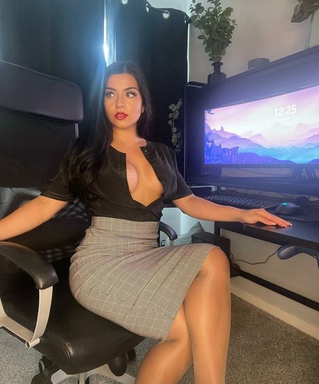 Lily Fiore star high quality picture