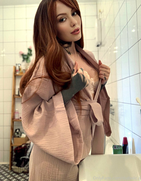 teena xx nice model photo