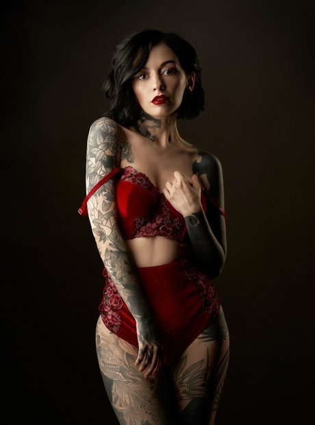 teena xx naked actress photo