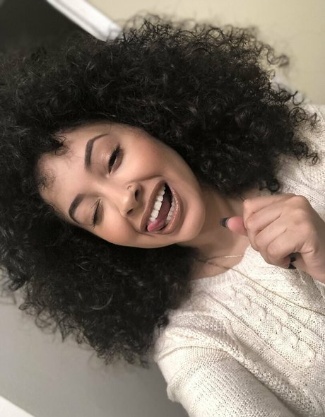 big tits titfuck onlyfans sexy nudes photo