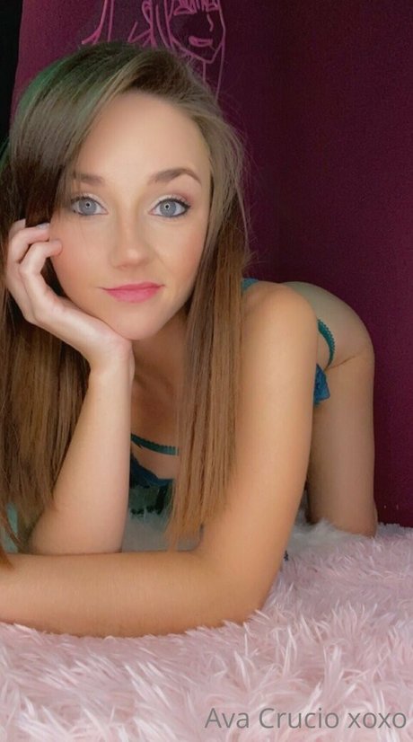 avacruciofree beautiful model galleries