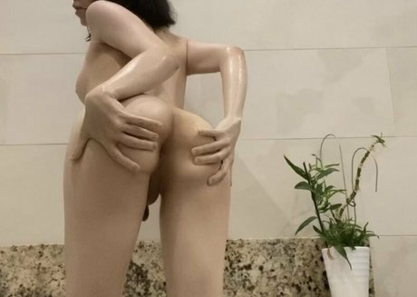 goresigil nice model photo