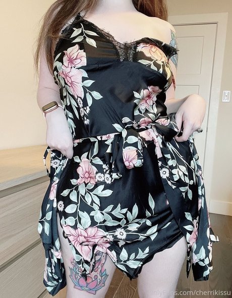 blonde handjob onlyfans sexy pic