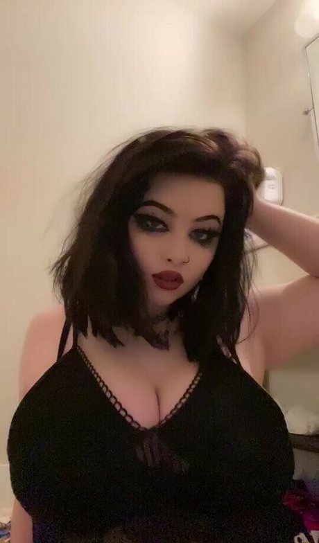 squat onlyfans nude picture