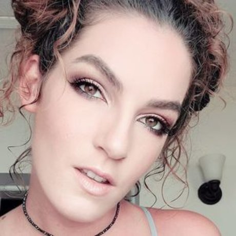 Stevie Macaroni art actress picture