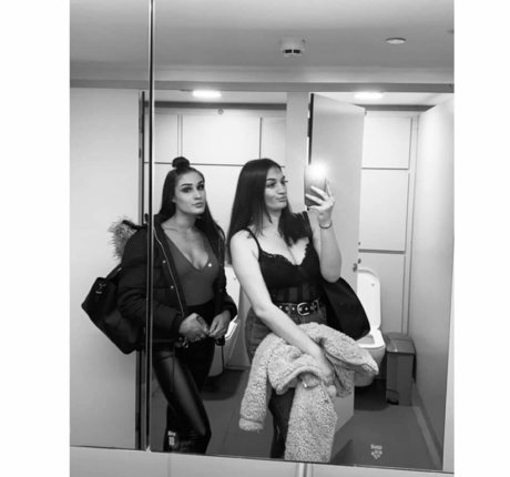 Chloe Ann Whitham star nice pics