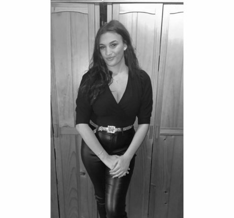 Chloe Ann Whitham pretty actress images