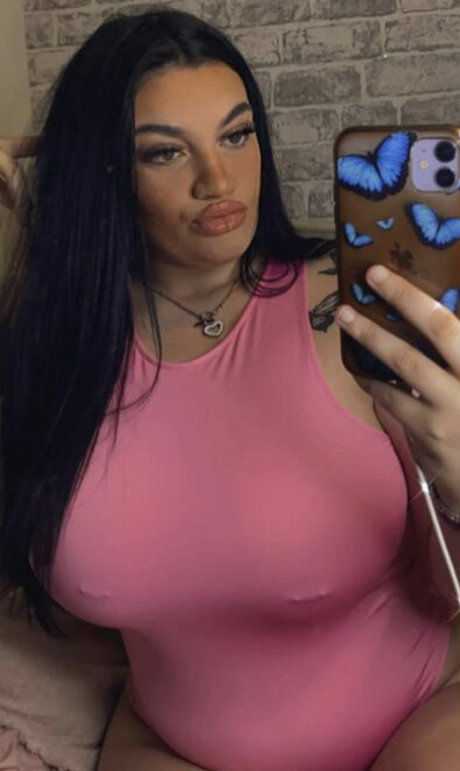 Chloe Ann Whitham naked pornstar img